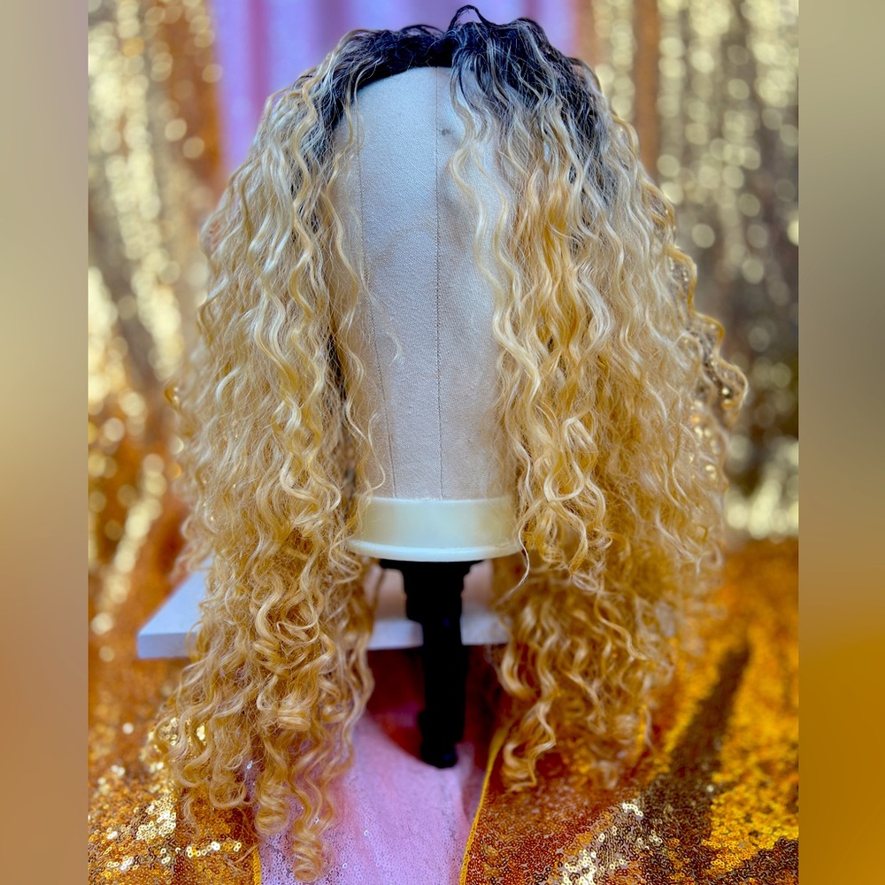 Beautiful effortless golden blonde wavy curls premium synthetic half wig